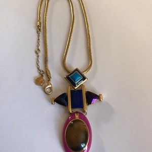 TRINA TURK LARGE PENDANT NECKLACE WITH CHAIN